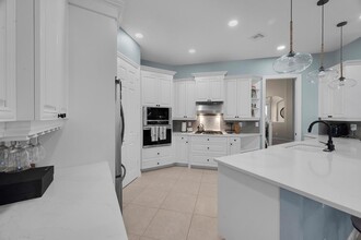 548 Robin Ln, Unit E in Jupiter, FL - Building Photo - Building Photo