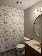 1833 Cloveridge Dr in Orrville, OH - Foto de edificio - Building Photo