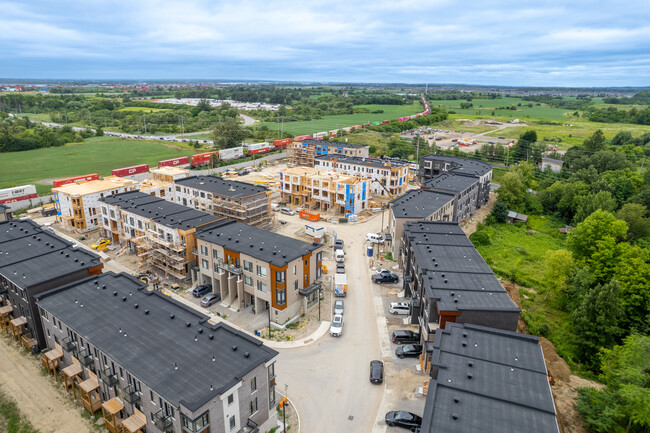 Urban Green Towns in Vaughan, ON - Building Photo - Building Photo