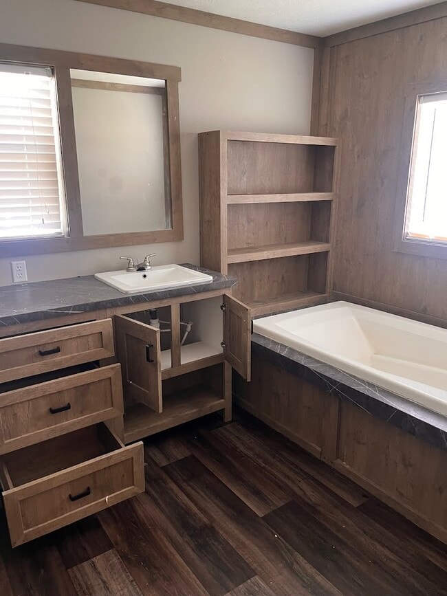 property at 4 Laurel Ct