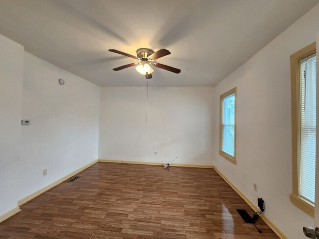 1066 Webster St, Unit first floor