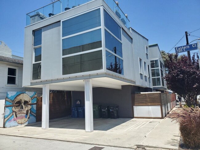 property at 487-489 Carroll Ave