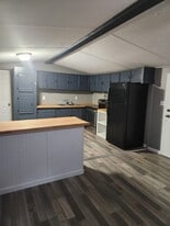 753 Three Bridges Estates Cir in Jacksonville, NC - Building Photo