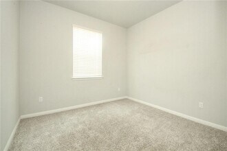 2020 Arendale Dr in Leander, TX - Foto de edificio - Building Photo