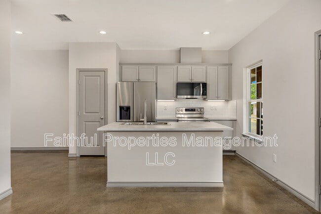 property at 21579 County Rd 2138