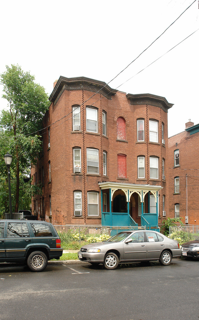 6 Putnam Hts in Hartford, CT - Foto de edificio - Building Photo