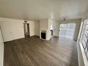 740 Alfred N St, Unit 101 in Los Angeles, CA - Foto de edificio - Building Photo