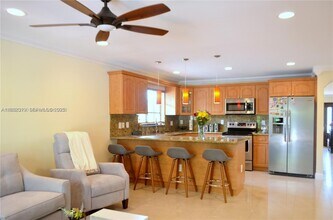 2237 SW 63rd Ave in Miami, FL - Building Photo - Building Photo