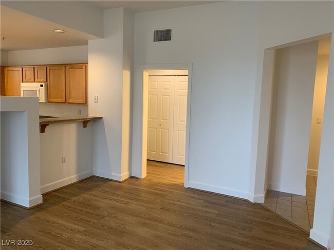 property at 75 E Agate Ave