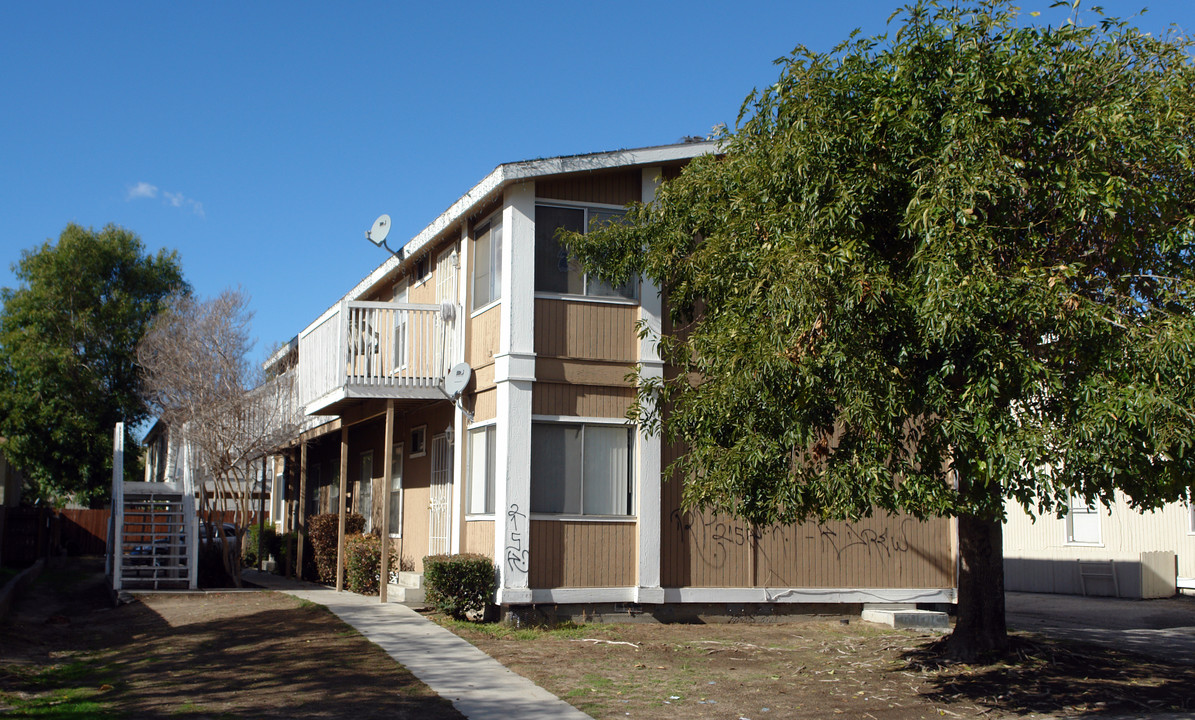 3924 Genevieve St in San Bernardino, CA - Building Photo