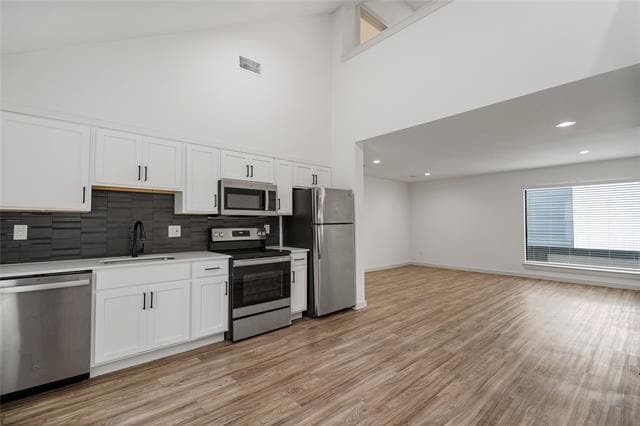 property at 2909 Lucas Dr