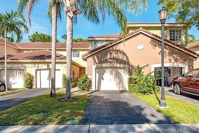 3854 San Simeon Cir in Weston, FL - Building Photo - Building Photo