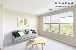 229 Quarry St in Quincy, MA - Building Photo