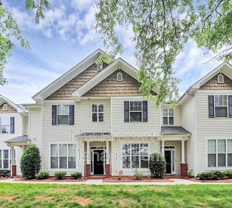 2080 Gable Way Ln in Matthews, NC - Building Photo