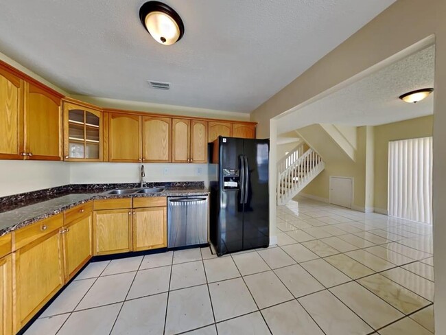 3401 Kapot Terrace in Miramar, FL - Building Photo - Building Photo