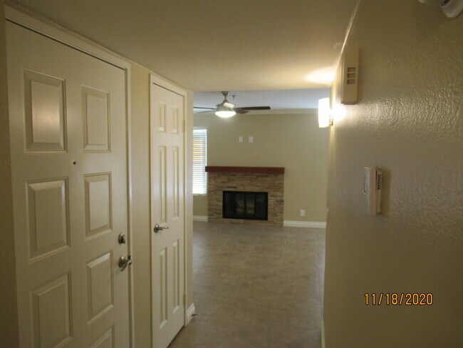 43376 Cook St in Palm Desert, CA - Building Photo - Building Photo
