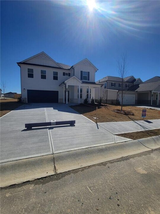 2735 Mourning Dove Dr in Grayson, GA - Building Photo