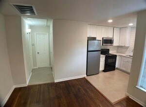 3710 Mt Everest St in Dallas, TX - Building Photo - Building Photo