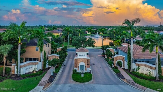 property at 10132 N Golden Elm Dr