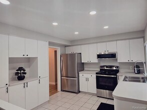 24309 Norfolk St in Detroit, MI - Building Photo - Building Photo