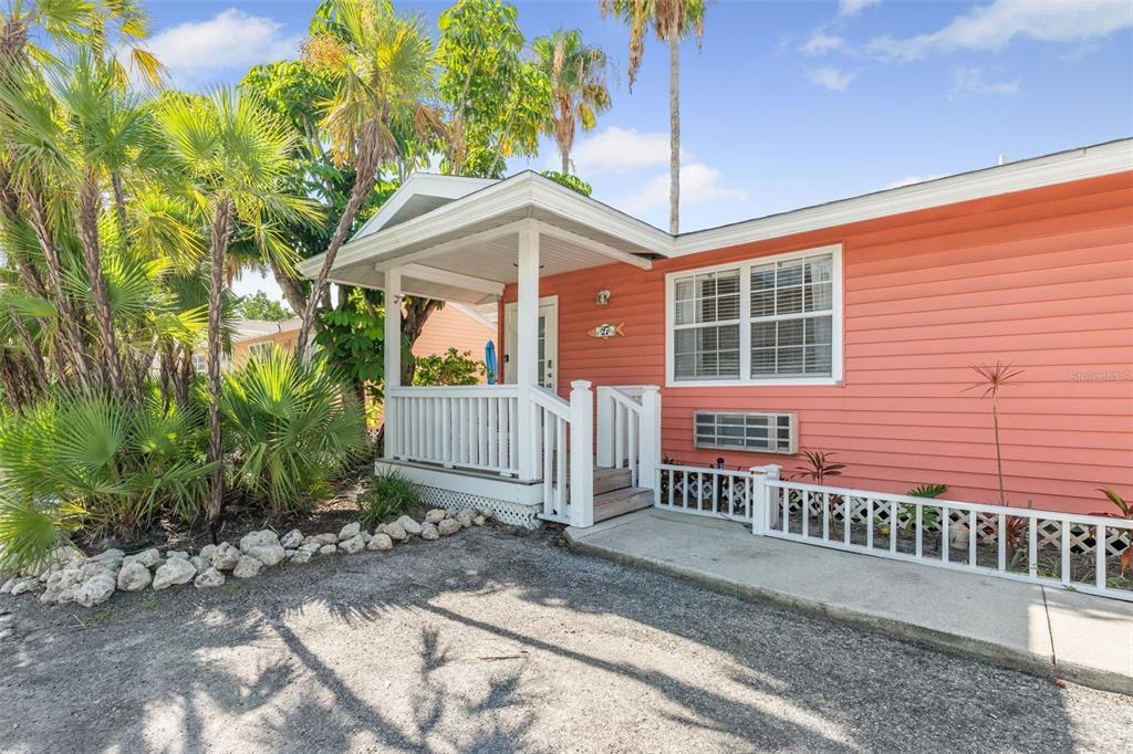 1603 Gulf Dr N in Bradenton Beach, FL - Building Photo