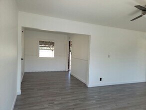 6570 Zena Dr in San Diego, CA - Building Photo - Building Photo