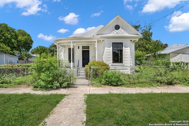property at 1219 Muncey St