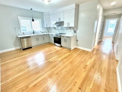 190 Hillside St, Unit #2