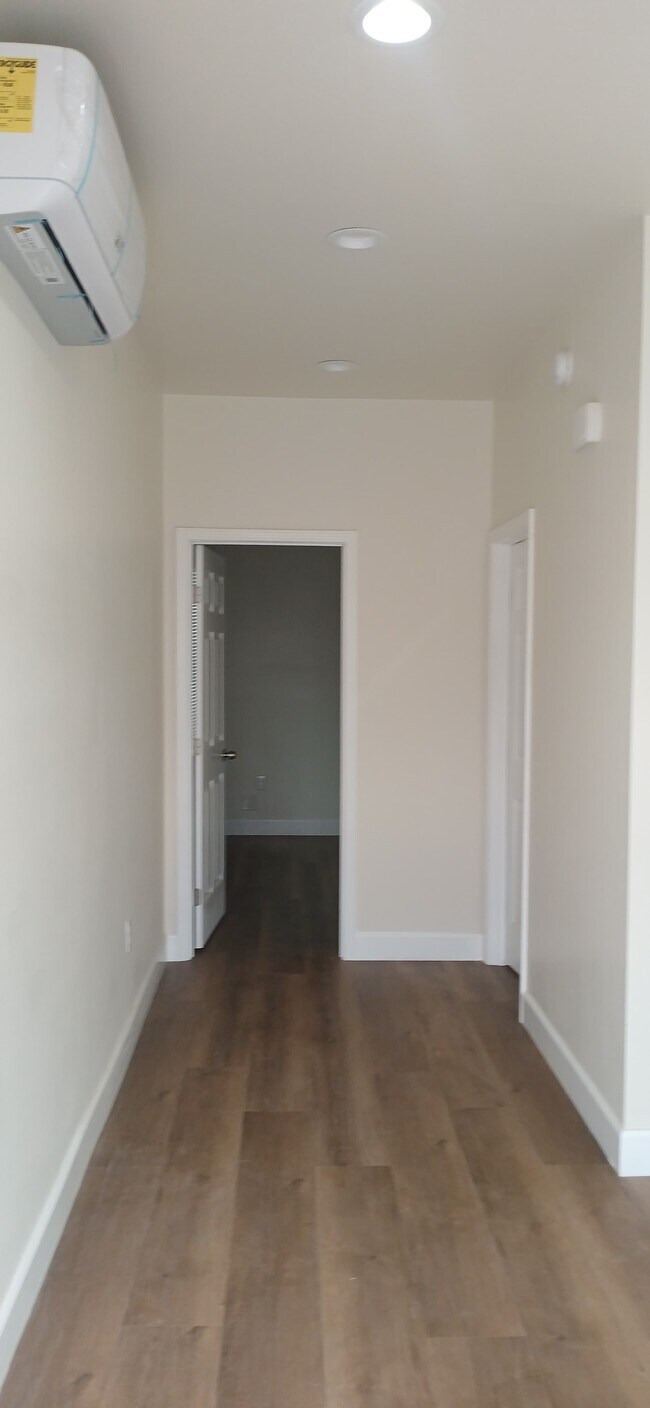 2301 N King St in Bakersfield, CA - Building Photo - Building Photo