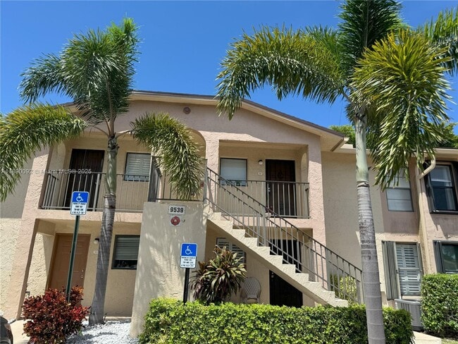9539 Boca Cove Cir in Boca Raton, FL - Building Photo - Building Photo