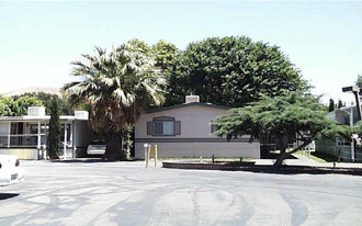 Caravilla Mobile Home Park Apartments