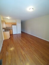 2520 S Iseminger St-Unit -1st floor in Philadelphia, PA - Building Photo - Building Photo