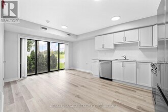 63 Vine St S in St Catharines, ON - Building Photo - Building Photo