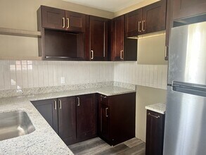 709 Oxford St in Greensboro, NC - Building Photo - Building Photo