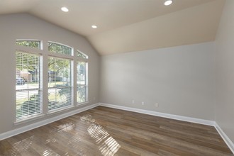 13043 Sweetgum Shores Dr in Houston, TX - Building Photo - Building Photo