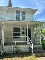 1855 Bruck St in Columbus, OH - Building Photo