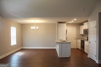 7040 White Pine Ave in Statesboro, GA - Building Photo - Building Photo