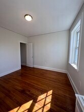 353 Harvard St, Unit 42 in Cambridge, MA - Building Photo - Building Photo