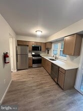 58 Chelsea Cir in Clementon, NJ - Building Photo - Building Photo