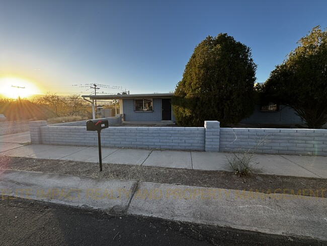 1841 W Dominy Rd in Tucson, AZ - Building Photo - Building Photo