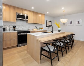 4747 Marina Dr, Unit ID1462278P in Carlsbad, CA - Foto de edificio - Building Photo