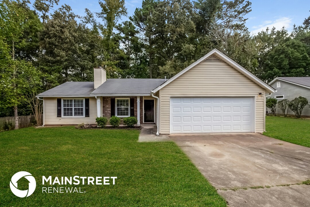 10284 Briarbay Loop in Jonesboro, GA - Foto de edificio