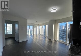 575 Bloor St E in Toronto, ON - Building Photo - Building Photo