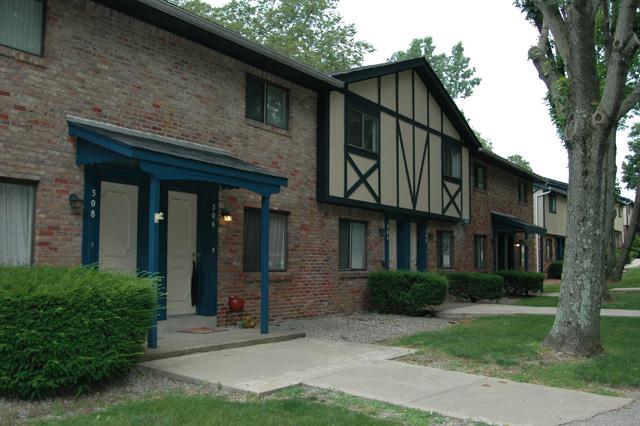 Walnut Ridge Townhomes in Irwin, PA - Foto de edificio - Building Photo