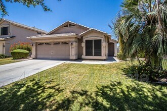 4650 S Greythorne Way in Chandler, AZ - Building Photo - Building Photo