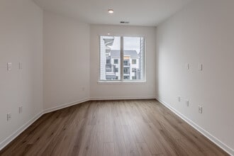 Stonehill at West Orange in West Orange, NJ - Foto de edificio - Interior Photo