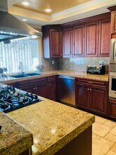 31264 Contour Ave in Nuevo, CA - Foto de edificio - Building Photo