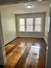 72 Walnut Park in Boston, MA - Building Photo - Building Photo