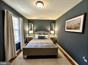 411 Whiskey Still Rd in Linden, VA - Building Photo - Building Photo