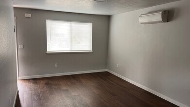 610 N Main St in Phoenix, OR - Building Photo - Building Photo